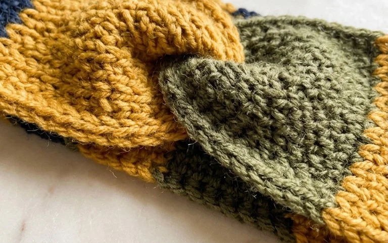 Easy Crochet Twist Headband (Free Pattern + Video Tutorial)